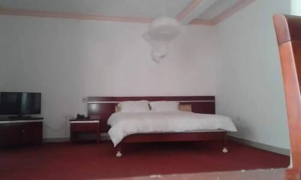 Zenith Hotel