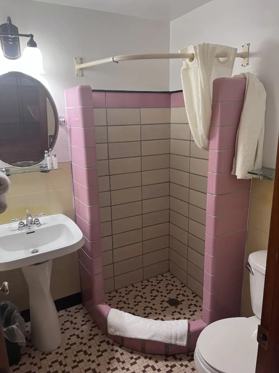 Hampton Motel