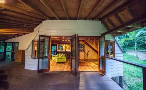Cape Tribulation Holiday House