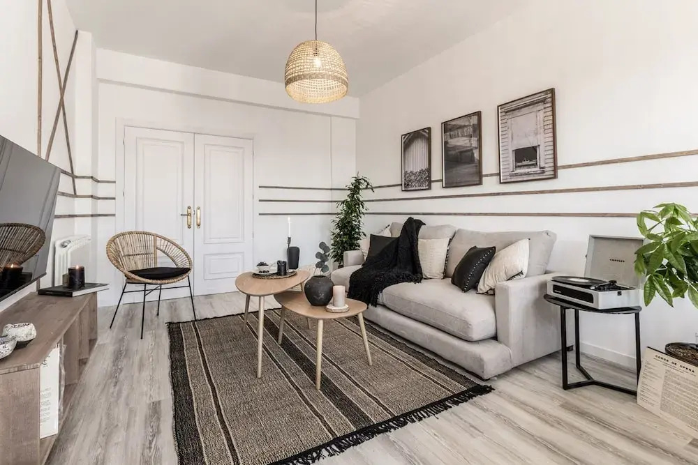Ariege - 3 Bedrooms and Office in Trafalgar