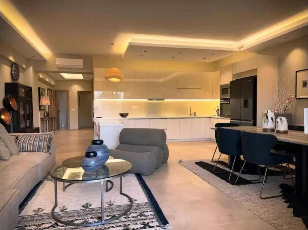 Elegant VIP Apartment - Athens Town