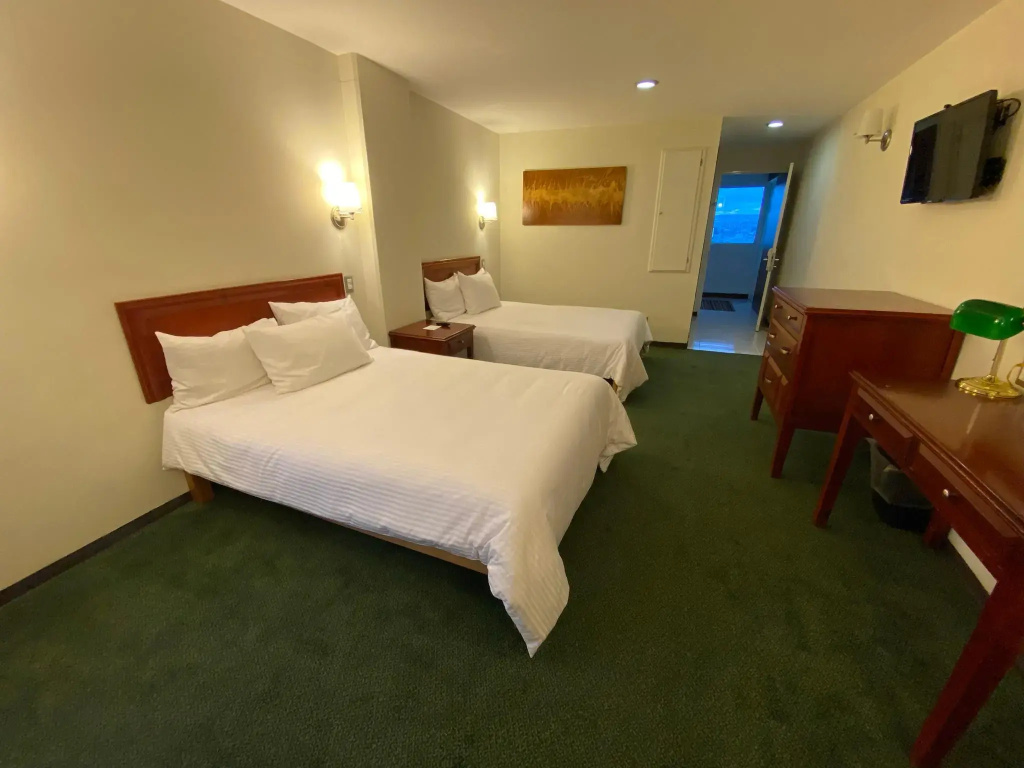 Hotel Enterprise Inn Poliforum