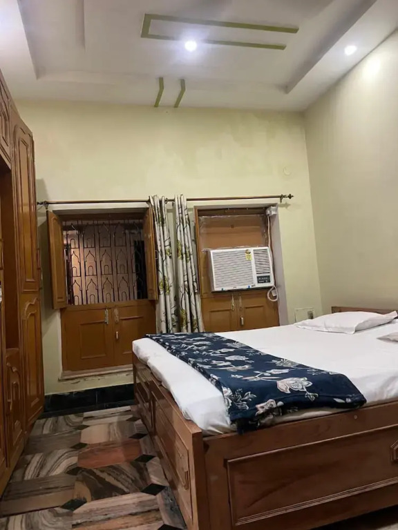 Maa Annapurna grand guest house