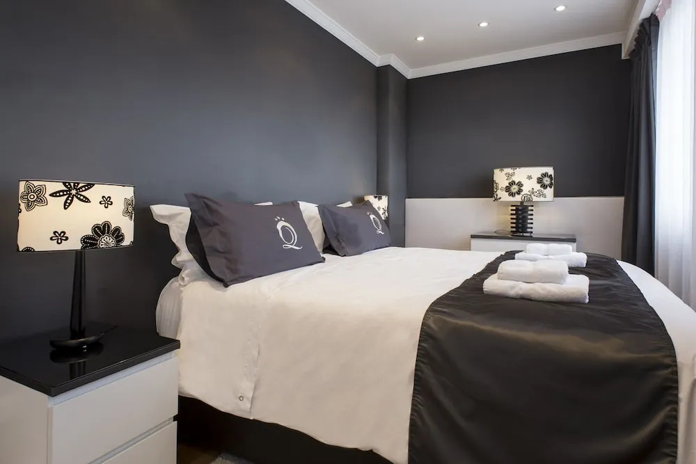 The Queen Luxury Apartments - Villa Fiorita