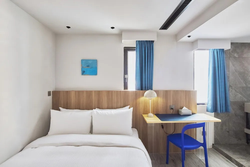 The Blue by Just Inn