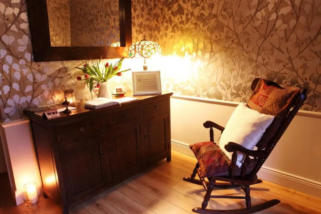 Jacobs Well Hotel