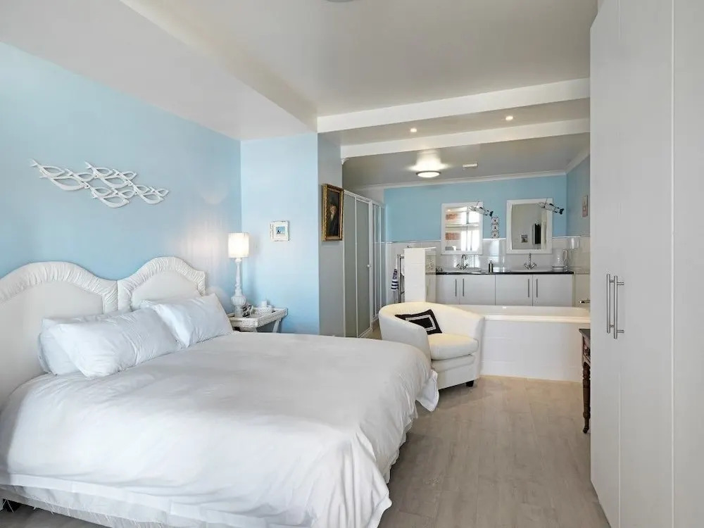 Luxury Self Catering Accommodation at Muizenberg East Beaches