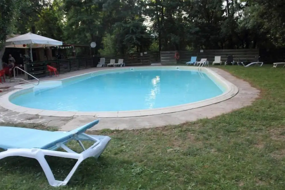 Camping Besalu