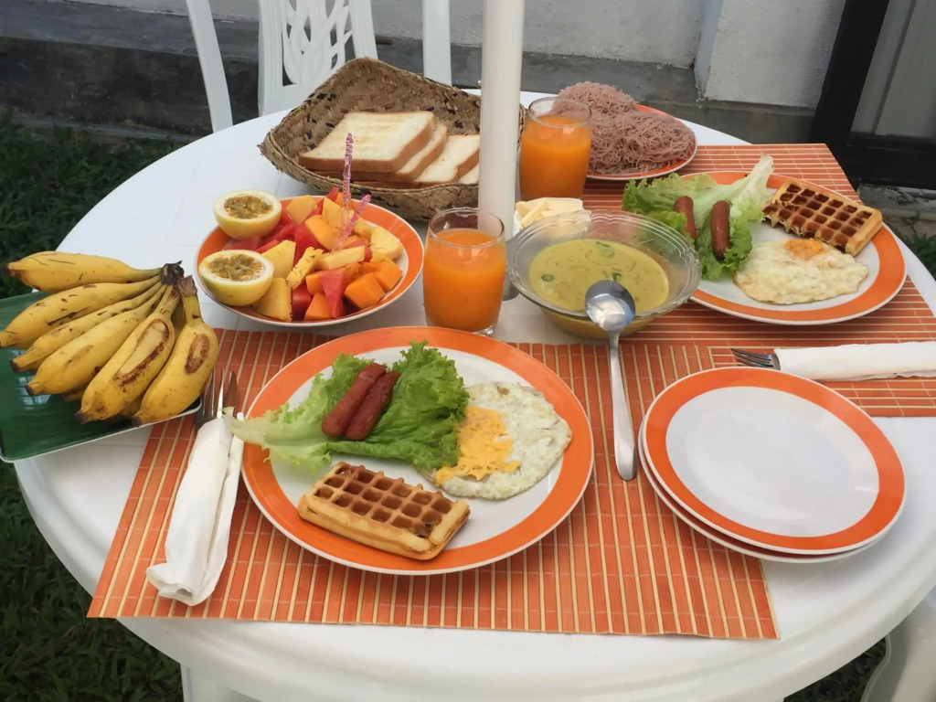 Apna Homestay Apartments
