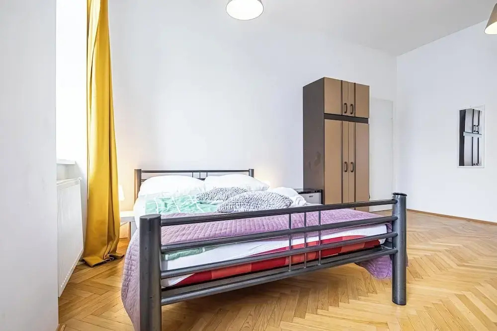 Cozy Room Near U6 Dresdner Subway Line