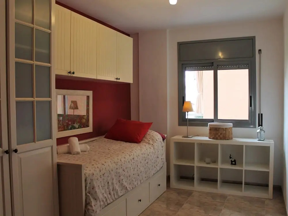 Suitur beach apartment with pool