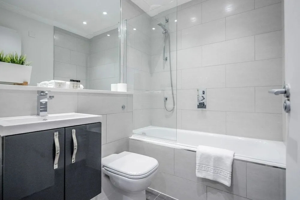 Roomspace Serviced Apartments - River House