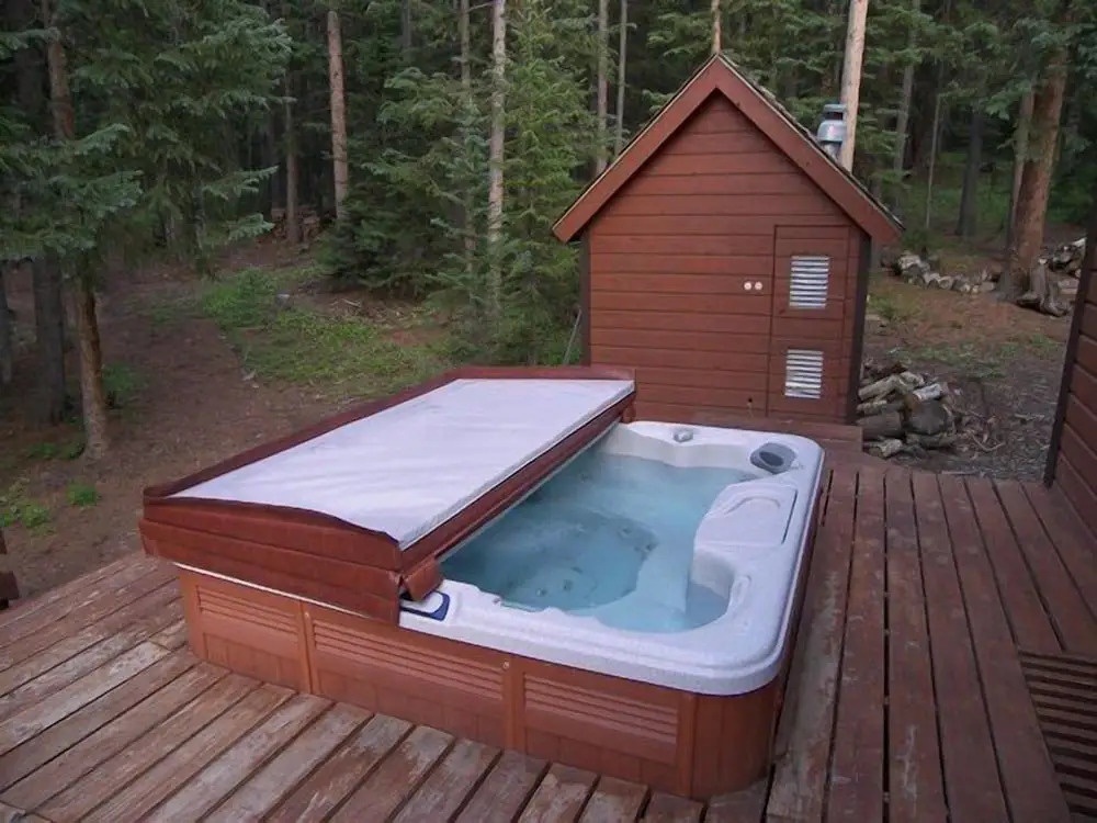 Upscale Home w/ Hot Tub: 3 Mi to Breck Ski Resort!