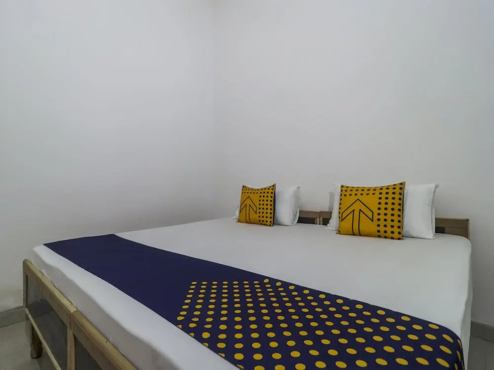 Motel Vishesh by OYO Rooms