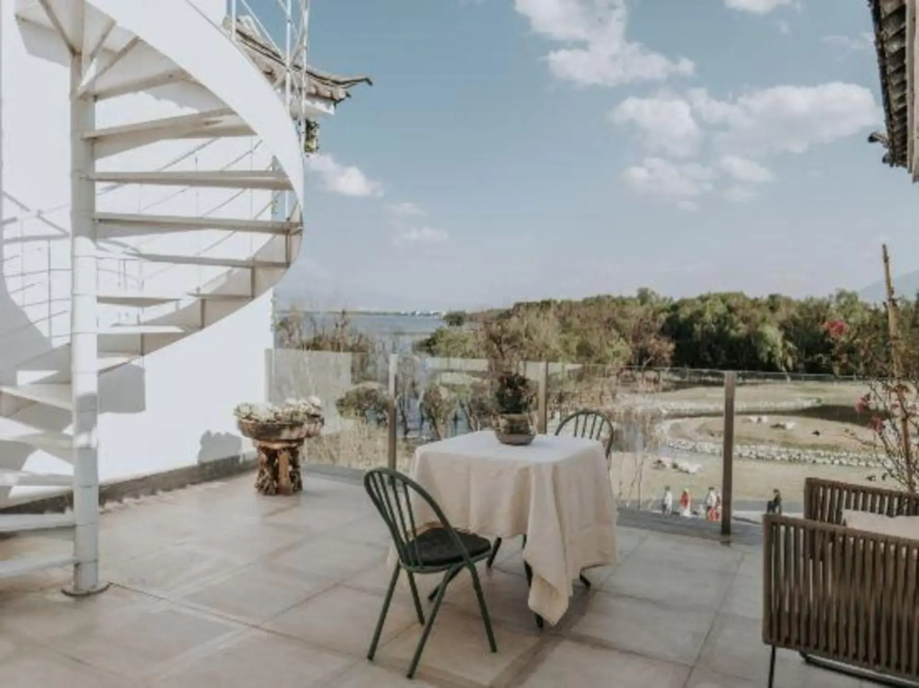 Dali Haixi Seaview Hotel