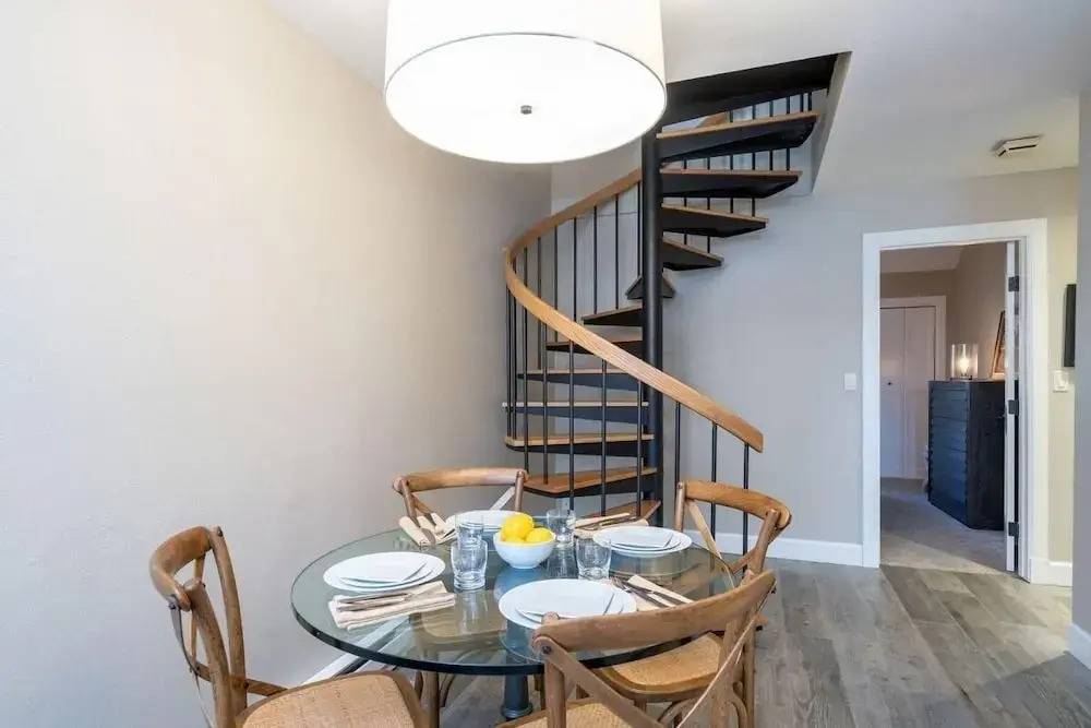 Ski In/out In Town! Ski Area Views, Fireplace, Hot Tub 2 Bedroom Condo by RedAwning