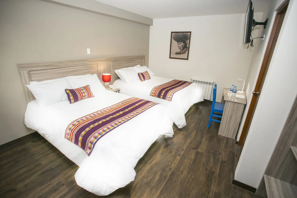 Atoq San Blas Hotel