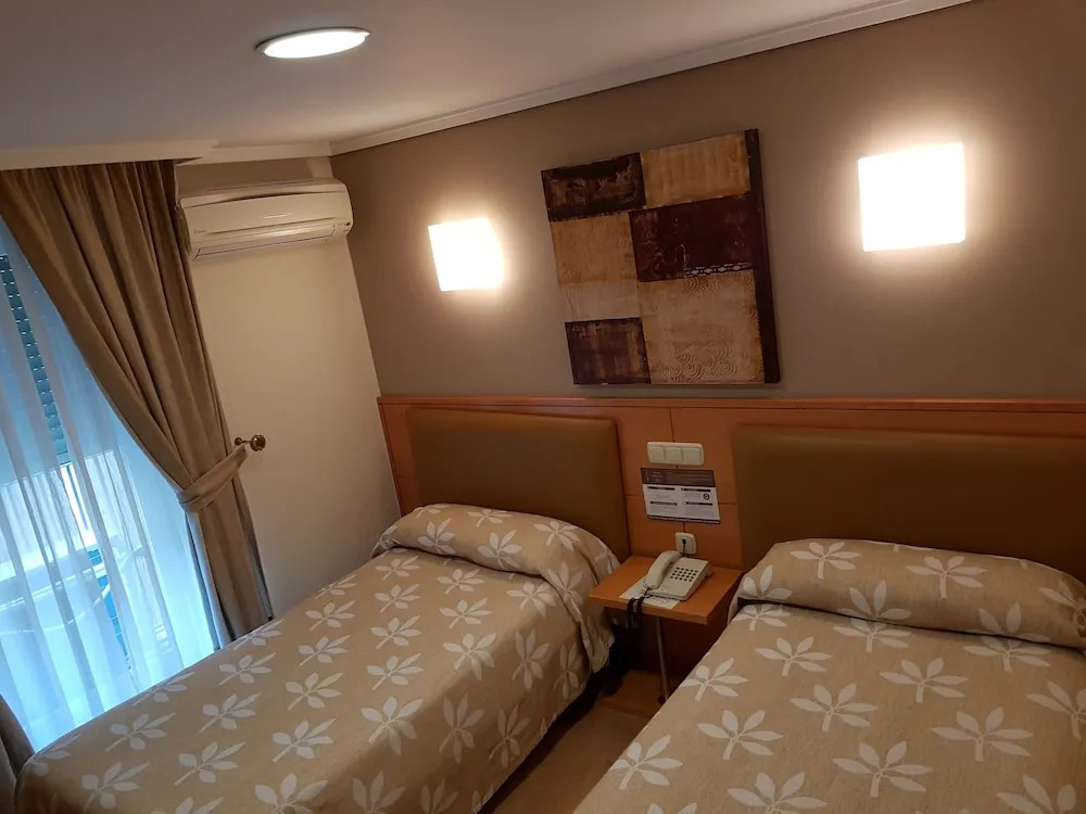 Hostal Arotza