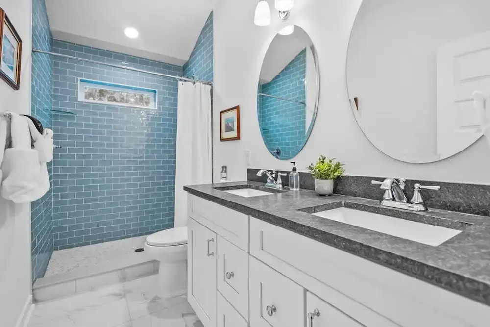 Downtown St Aug Home by Fountain of Youth Pool Spa by Beach Add Golf Cart
