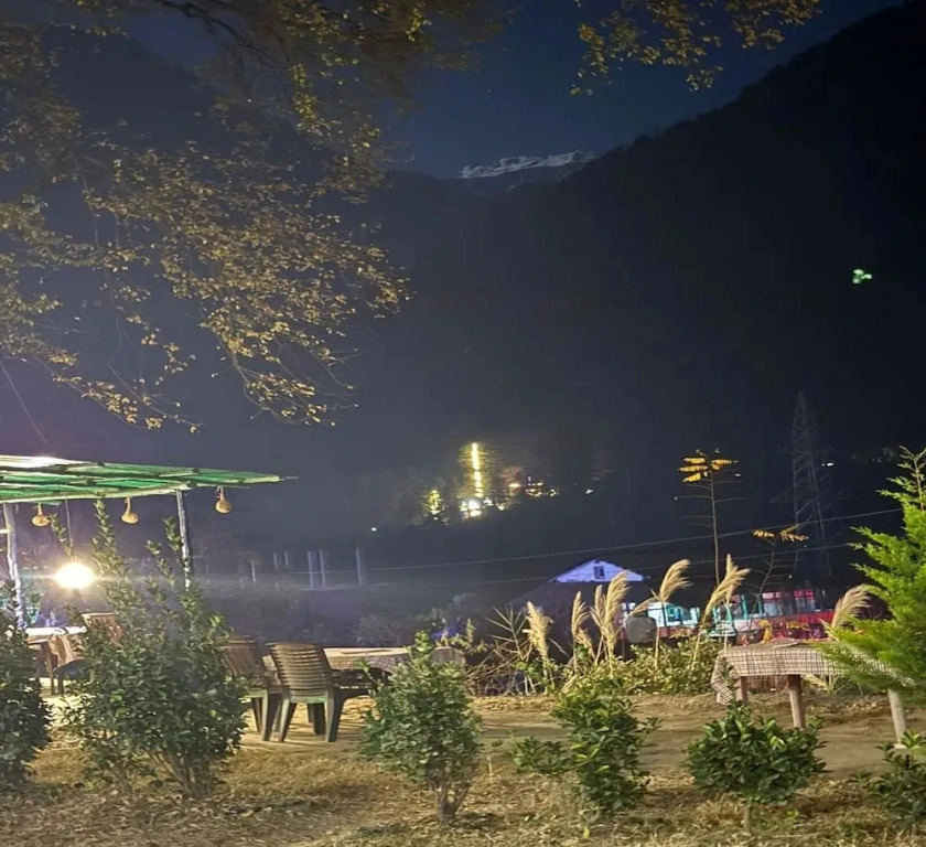Fusion Guest House And Cafe