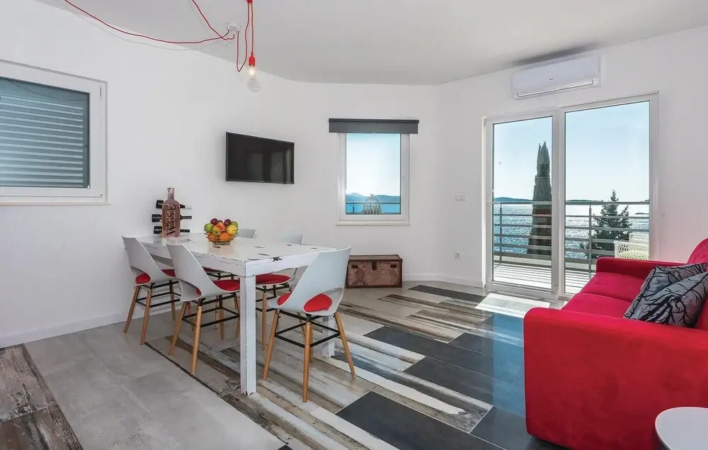 Awesome Home in Brodarica With Wifi and 2 Bedrooms