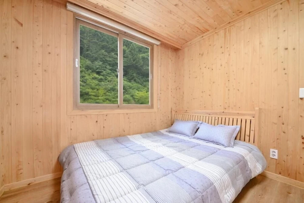 Yeosu Sea and Starnight Pension