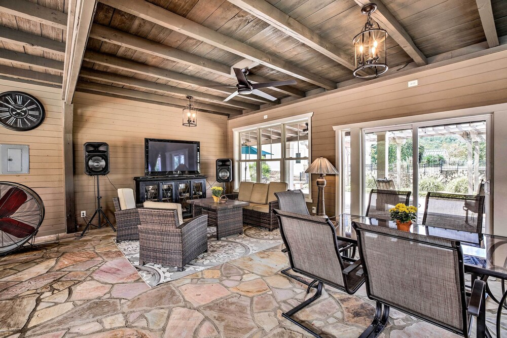 Lake Allatoona Area Studio w/ Pool and Views!