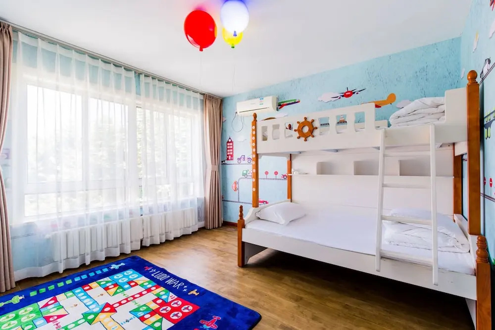 Summer Villa with 5 BRs