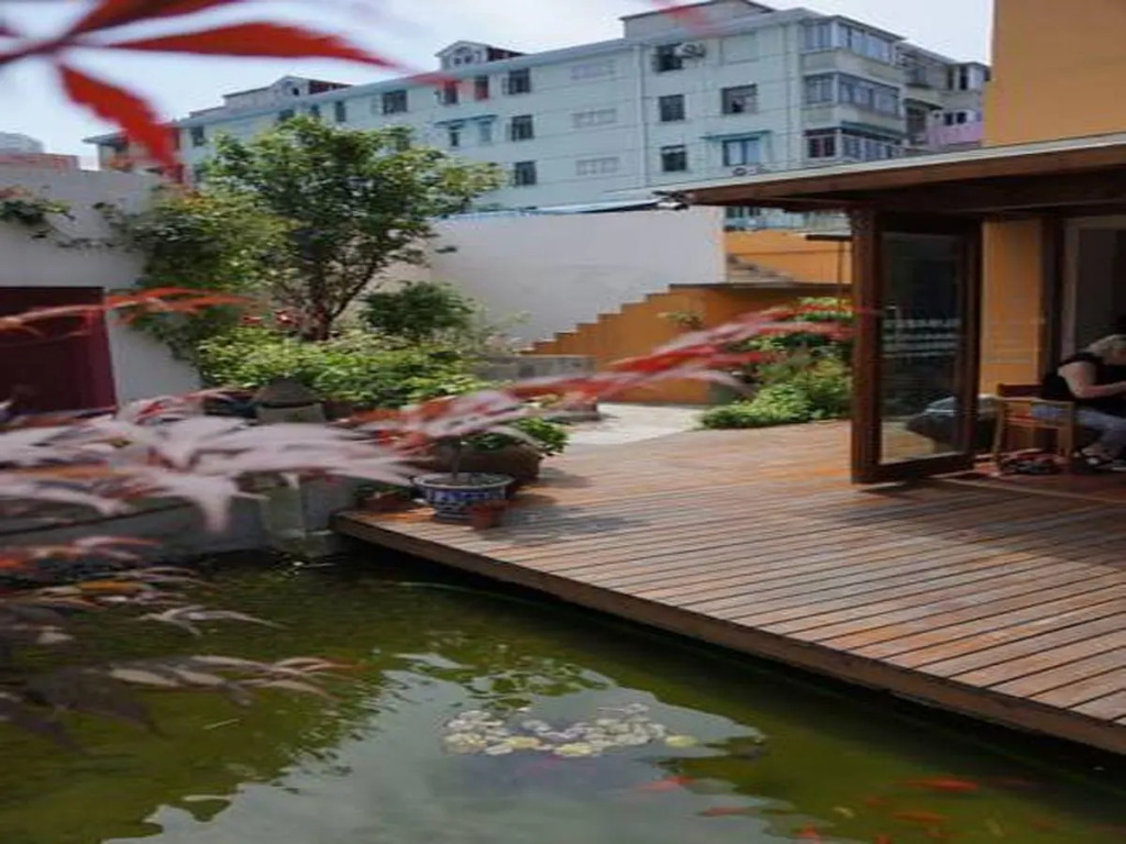 Shanghai Rock & Wood International Youth Hostel
