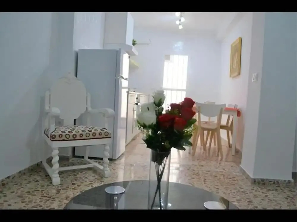 Exceptional Fully Refurbished 1 bed Apartment
