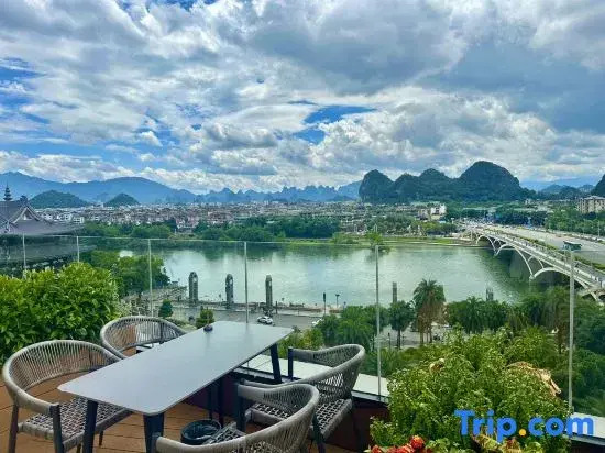 NEO ISLE Hotel (Guilin Liangjiang Sihu Xiangbishan)