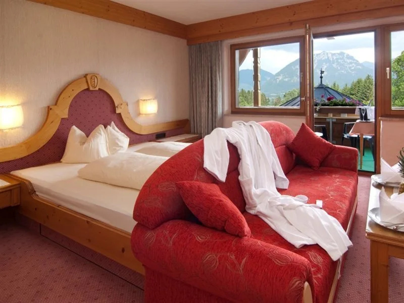 Wellness Aparthotel "Lechlife" incl Aussen und Innenpool - 400m zum LIFT