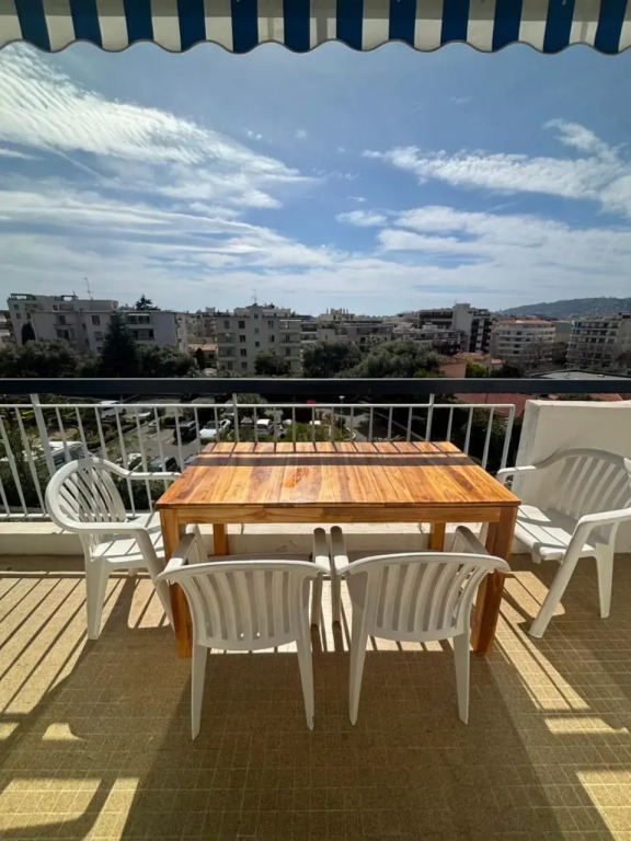 2 pièces 500 m de la mer