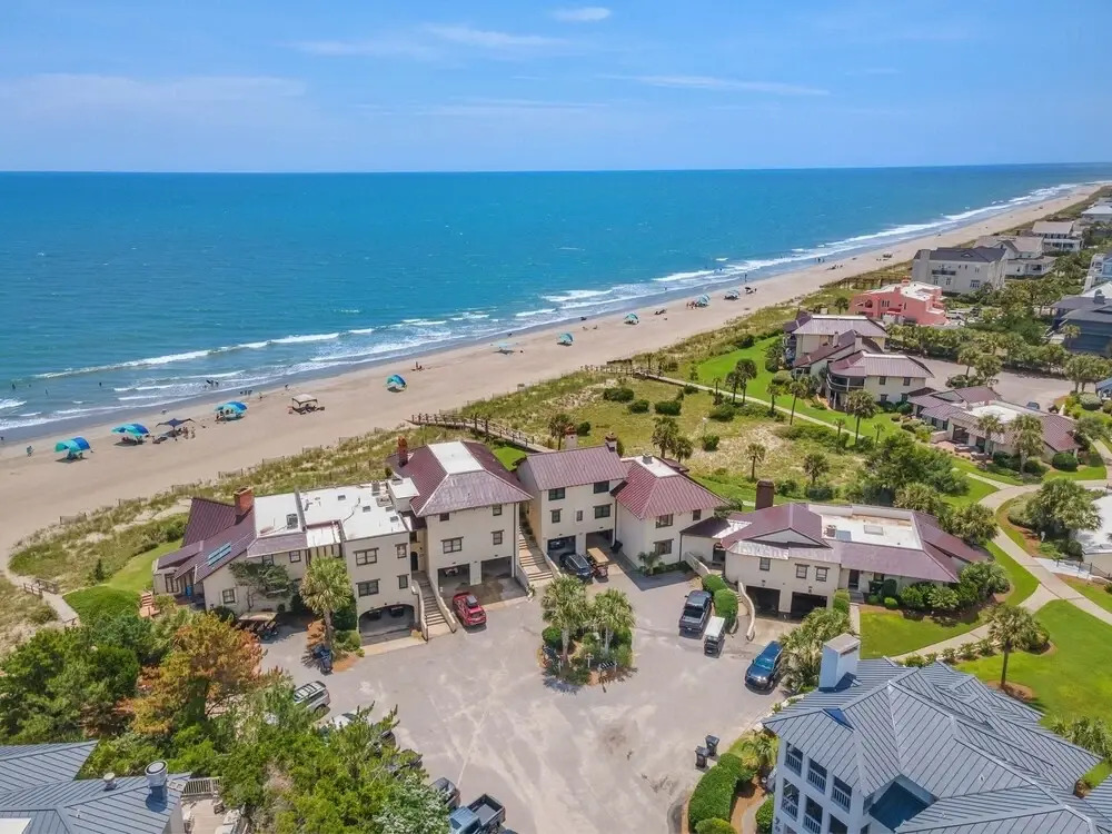 Sea Breeze - Great Oceanfront Views And Close To The Beach Club 3 Bedroom Villa by Peace Vacations