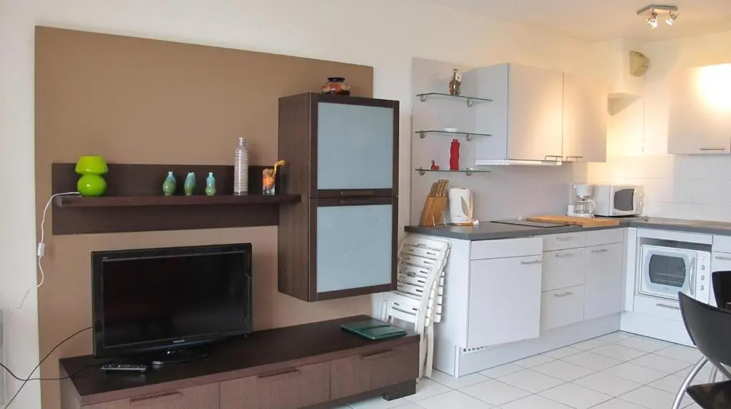 Appartement VUE MER avec terrasse-jardinet à PERROS-GUIREC - Réf 825