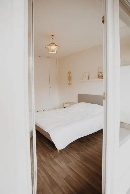 "Envie Lyonnaise" Location - 10 personnes - Terrasse - WIFI Fibre optique