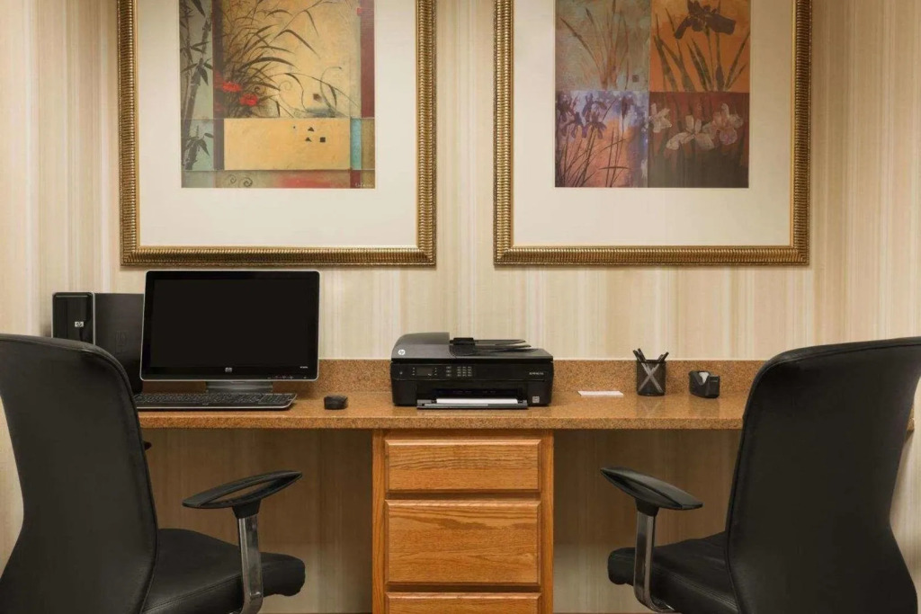 Country Inn & Suites by Radisson, Saraland, AL