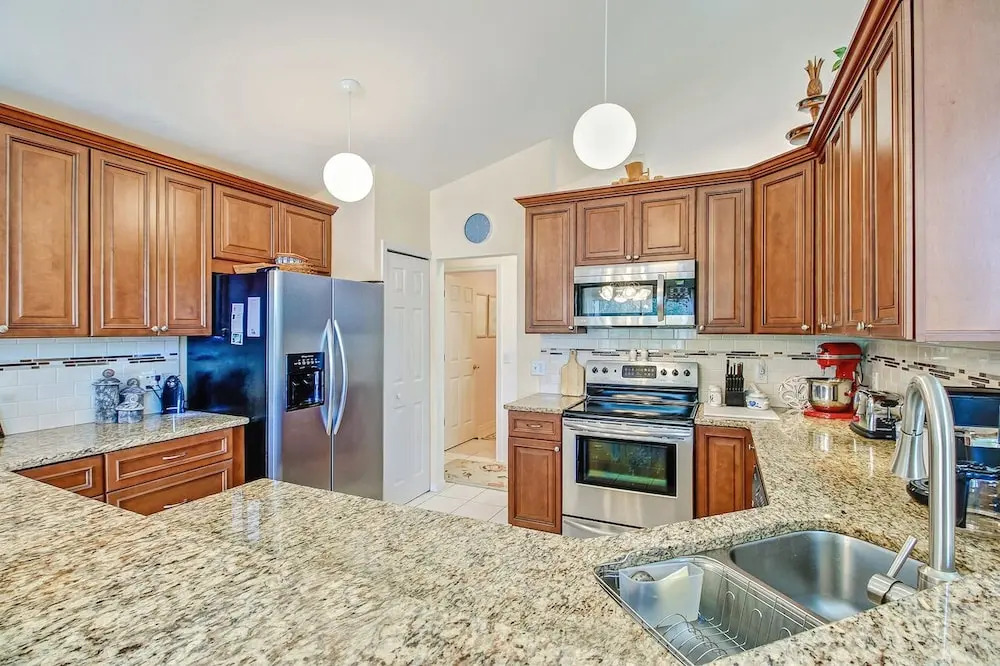 Athens Family Friendly Pool Home 1506