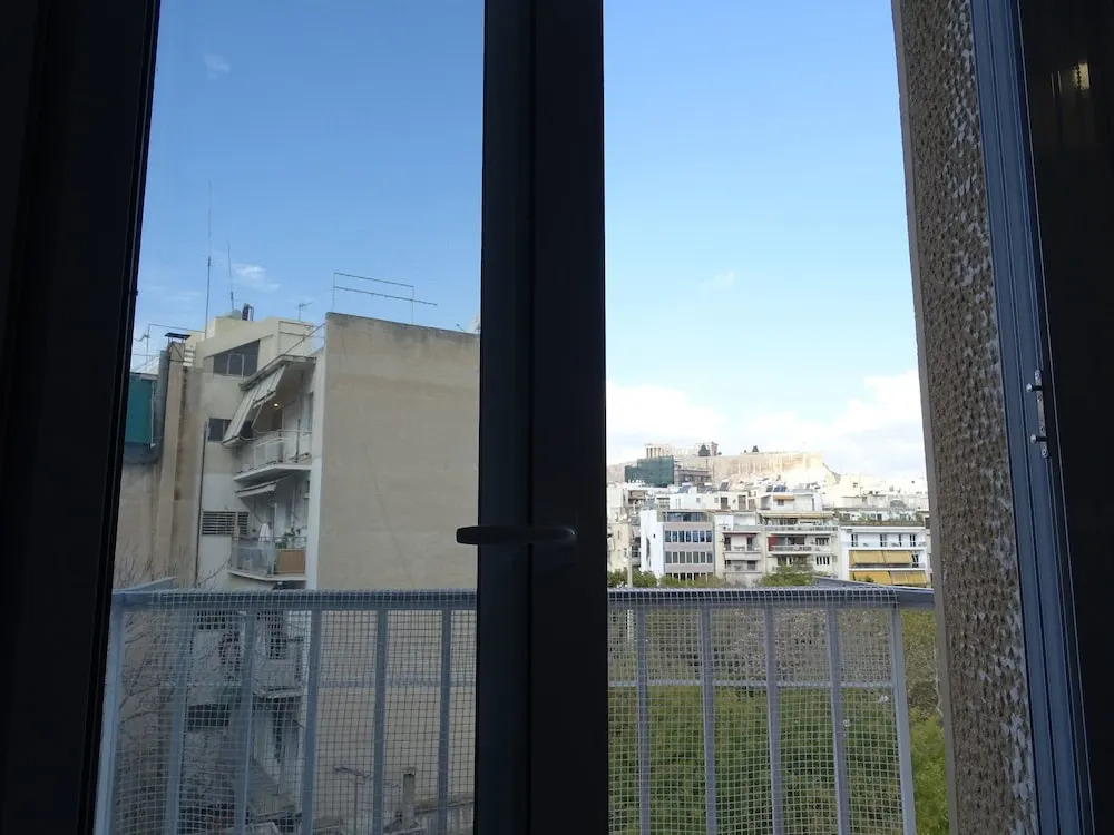 Minimal Luxury near Acropolis