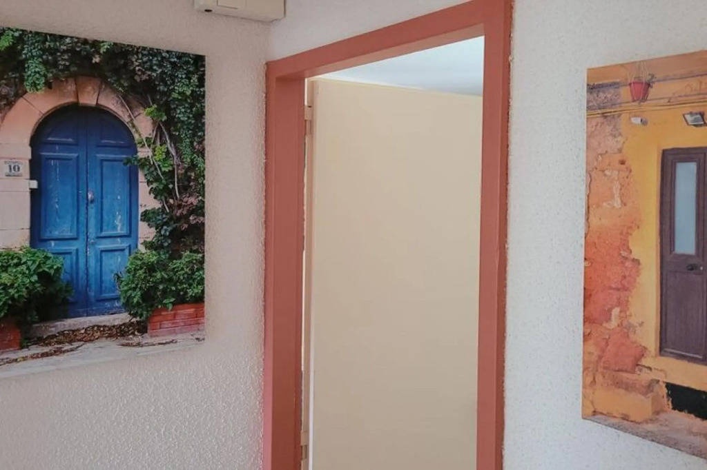 Delightful villa in Prades-sur-Vernazobre with Private Pool