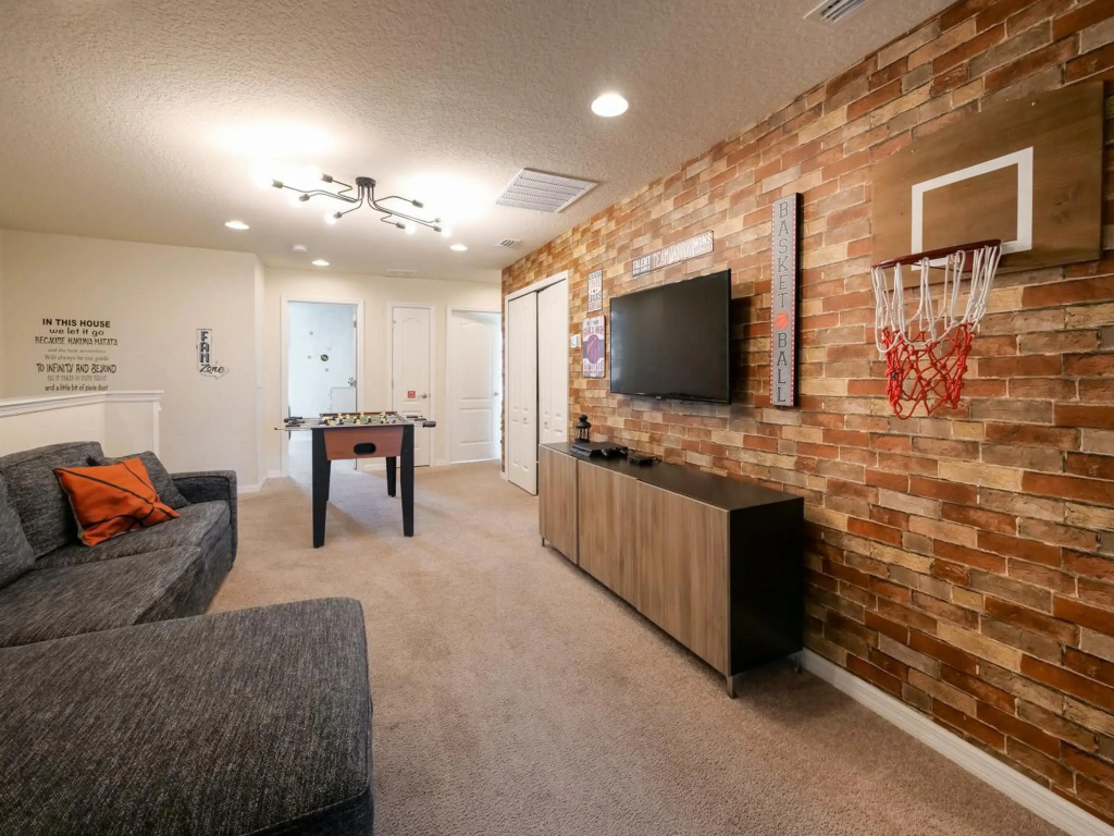5Br 5Bath Townhome Pool BBQ 13min Disney 2260ft