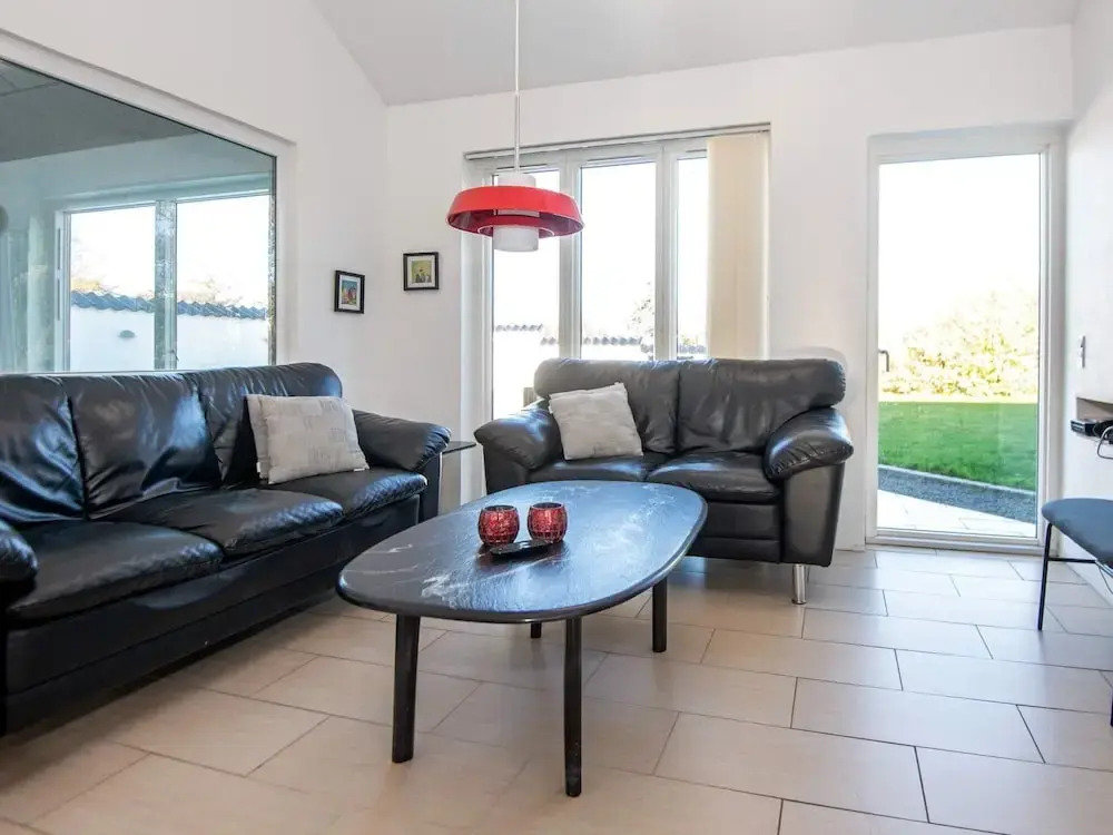 10 Person Holiday Home in Grenaa-by Traum