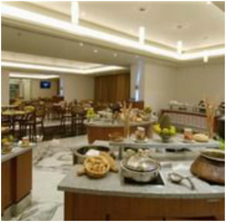 Vivanta Vijayawada, MG Road