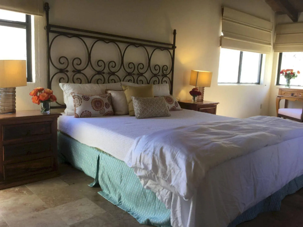Sunrise Cove Luxury Penthouse