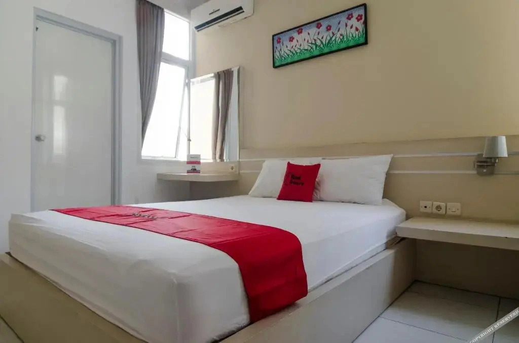 RedDoorz @ Mataram