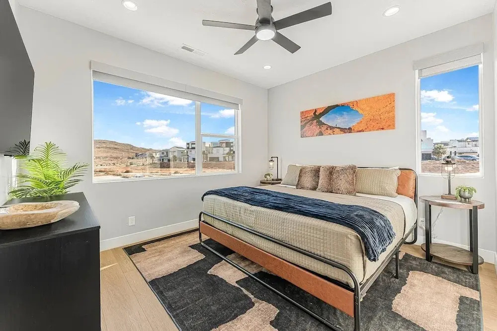 Slickrock Shore 8 Bedroom Townhouse
