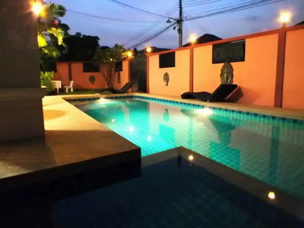 4 Bedroom Villa Walking Street 15 Min Ride Away