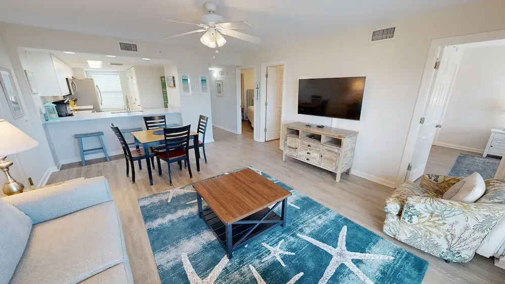 Seacrest 515ab 3 Bedroom Condo by RedAwning