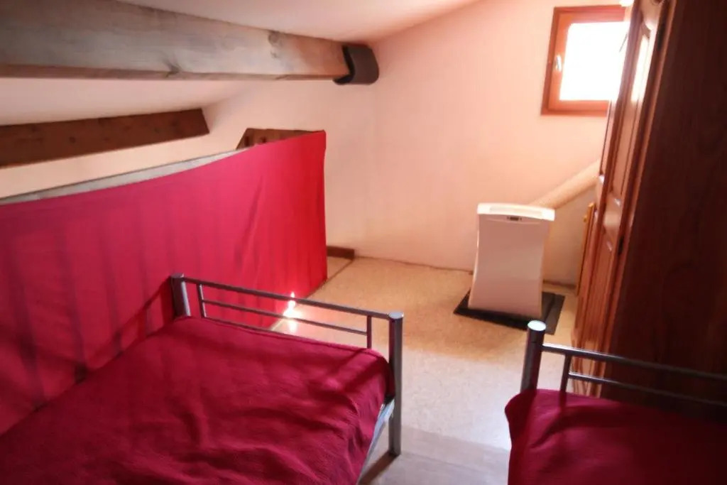Jolie maison dangle, pour 4 couchages, terrasse, résidence piscine commune à 400m plage de PORTIRAGNES PLAGE LRJP134