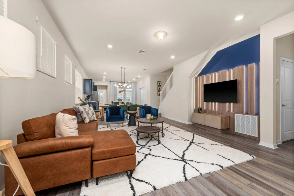 Brand New Windsor Island 5 Suites